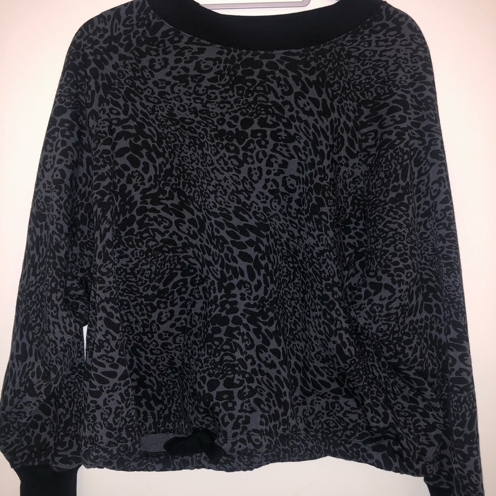Old Navy sweatshirt